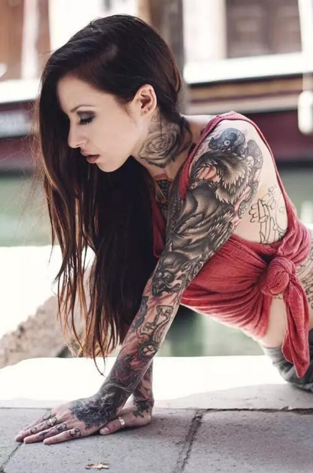 这样的花臂女神你喜欢吗