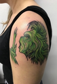 恐怖纹身 男生手臂上彩色的恐怖人物纹身图片