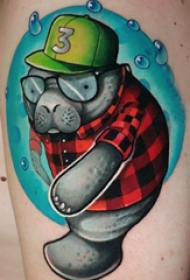 纹身卡通 女生手臂上卡通纹身图片