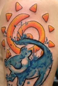 纹身卡通  男生大臂上彩色的卡通纹身图片