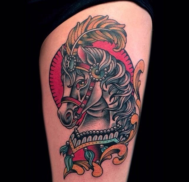 极具诱惑力的传统纹身图案来自于纹身师菲尔