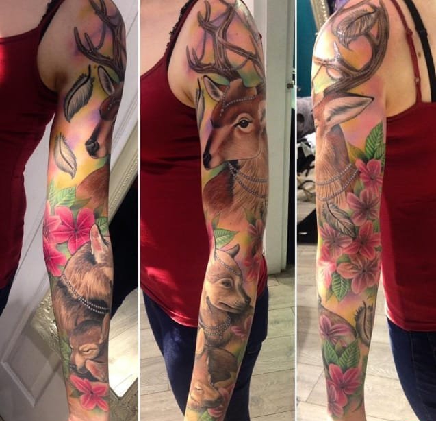 迷人的植物彩虹色花卉纹身图案来自于纹身师艾米