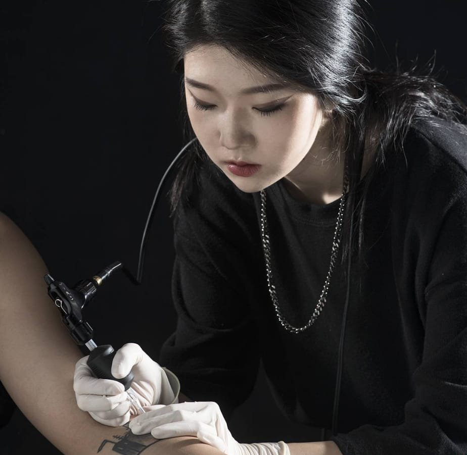 多款精美漂亮的绘画风格女孩纹身图案欣赏