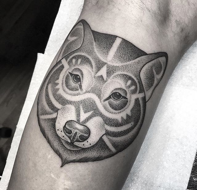 款精美的黑色点刺各种动物纹身图案来自艾米