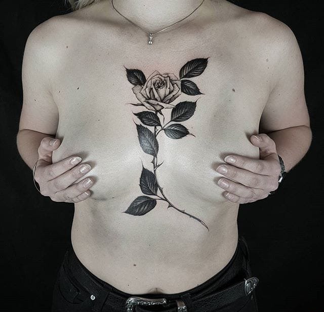 漂亮的黑灰色细线条玫瑰花纹身图案来自于纹身师爱德温