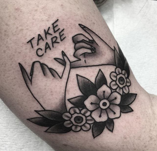 多款关于手部手指主题纹身图案欣赏来自埃夫里