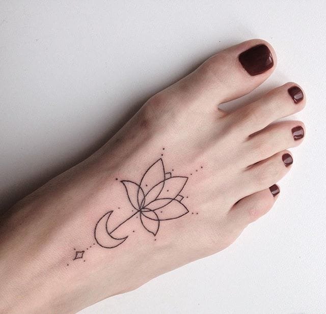 女生喜爱的简单手绘纹身图案来自于纹身师安雅