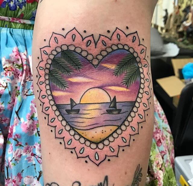 最甜蜜清新的花边心形小动物景象纹身图案