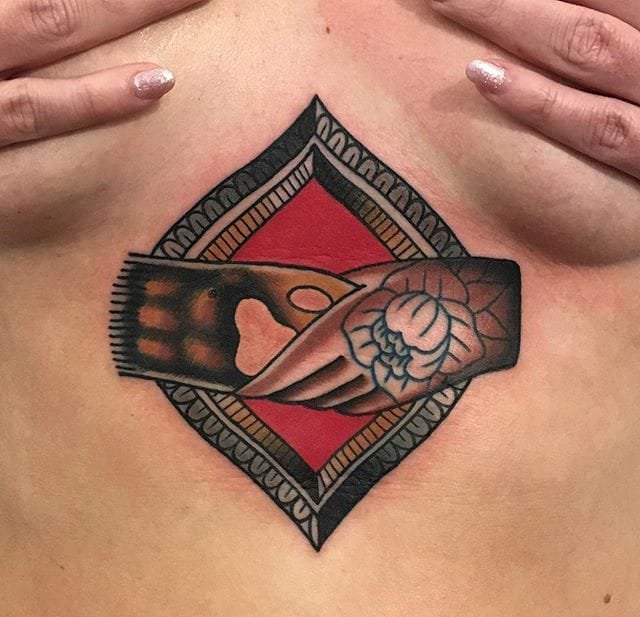 无与伦比的传统纹身小黑猫纹身图案