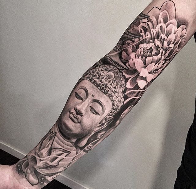 满臂人物肖像黑灰色袖子纹身图案来自李尔