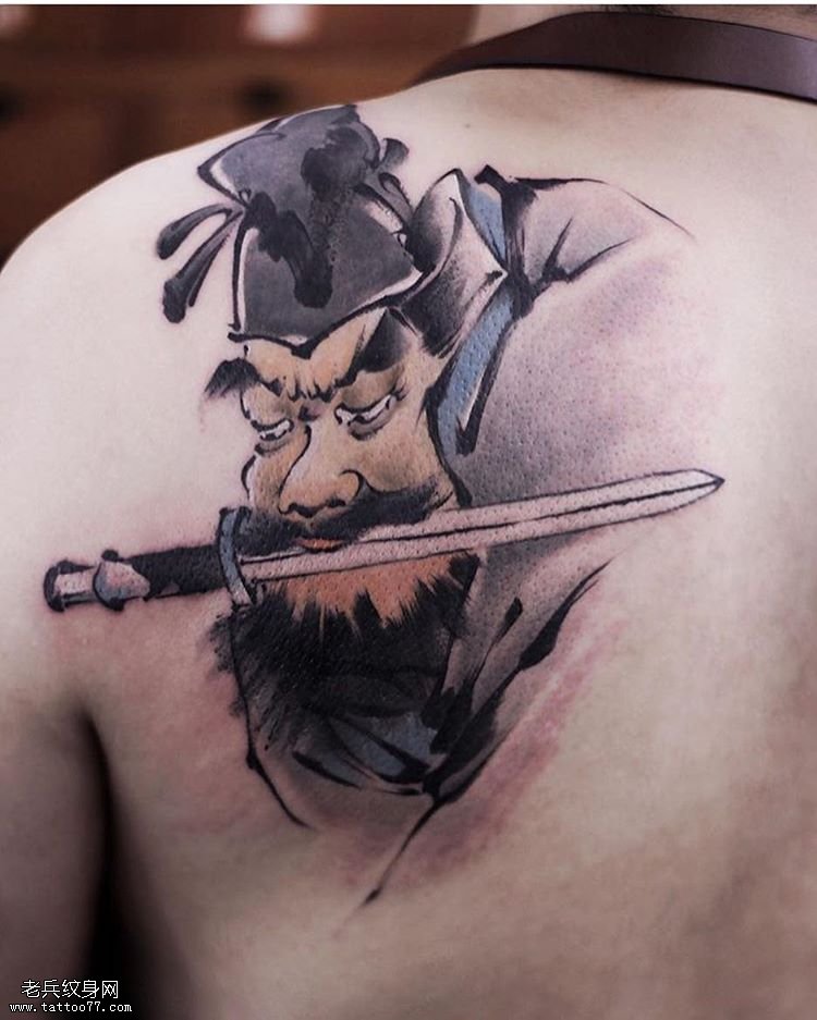 背部彩色水墨风人像纹身图案