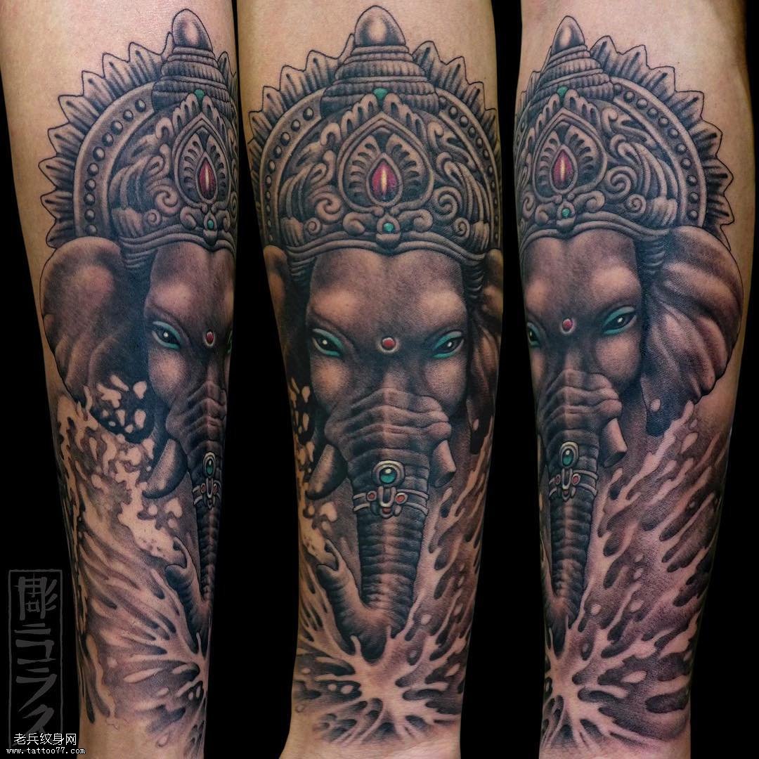小臂象神喷水纹身图案