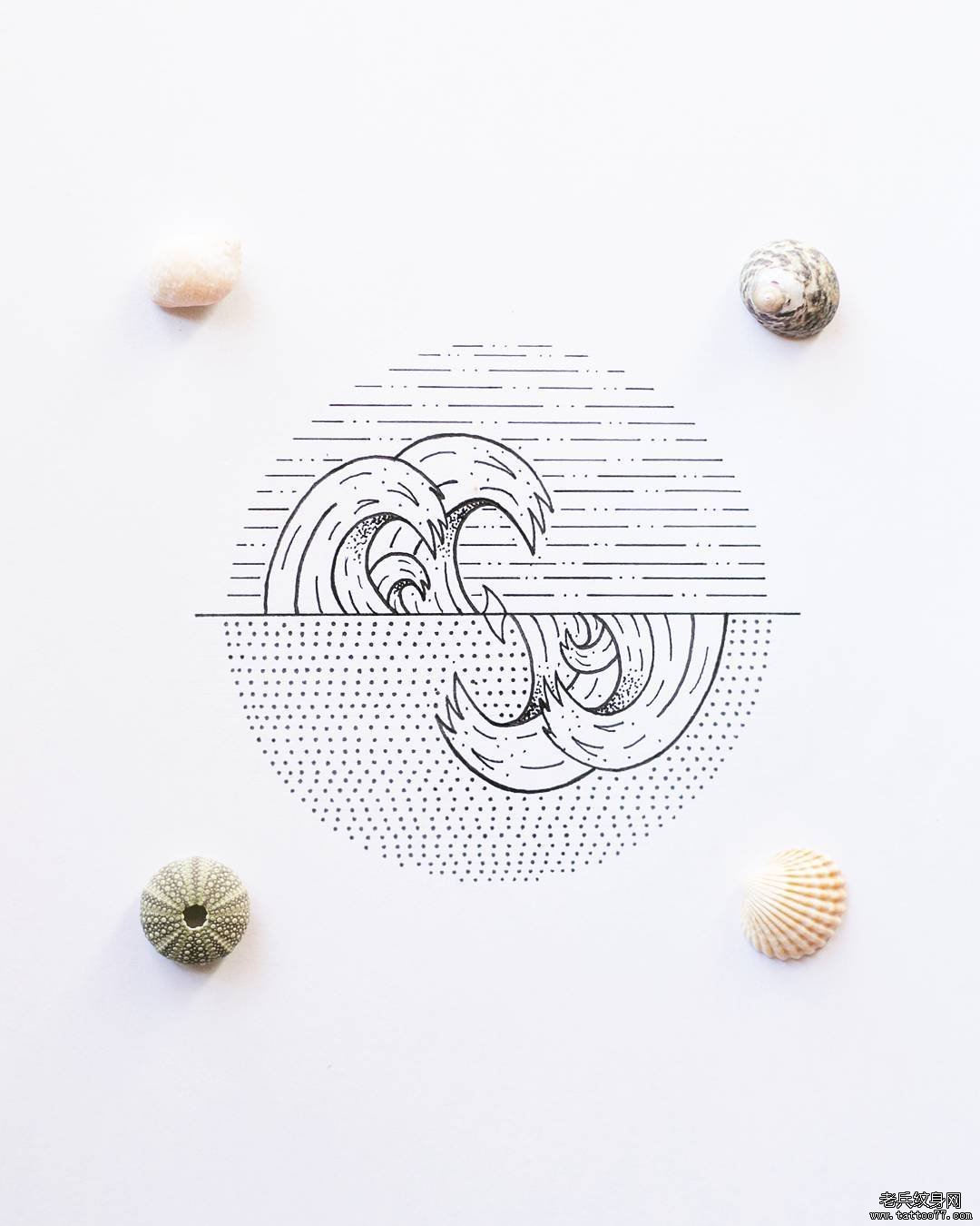 几何点刺小清新个性对称的海浪纹身图案手稿