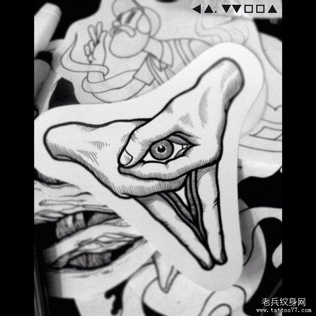 上帝之手眼睛纹身图案手稿