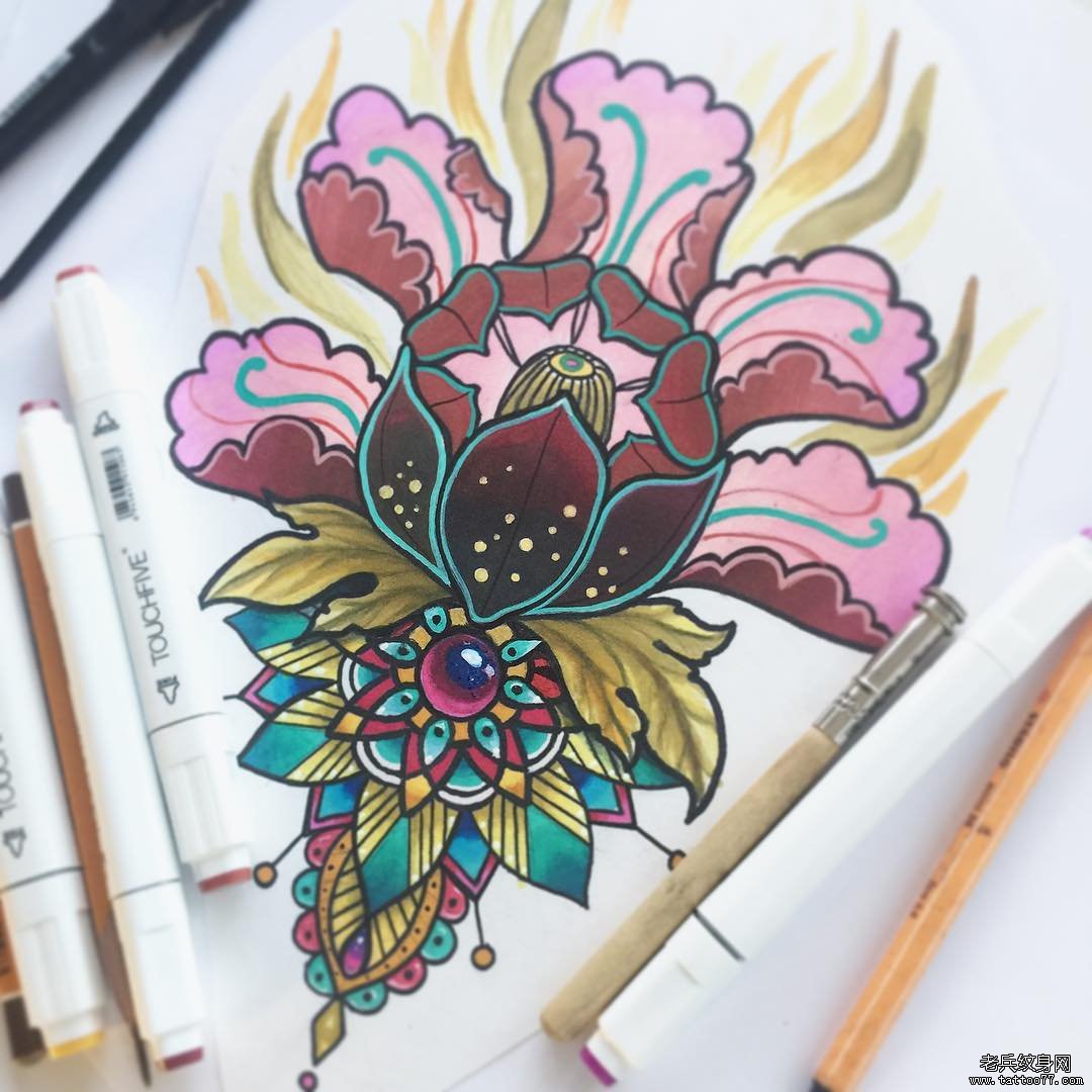 欧美school彩绘花蕊纹身图案手稿