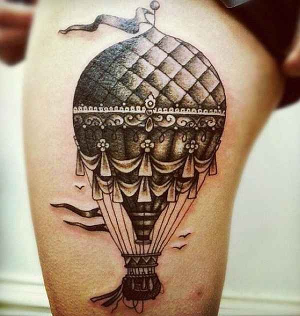 腿部黑白热气球纹身图案