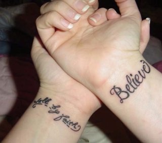 情侣手腕英文纹身图案