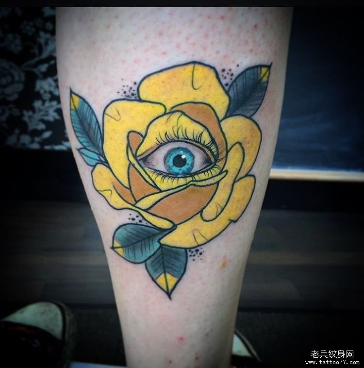 小腿玫瑰眼睛彩色纹身图案