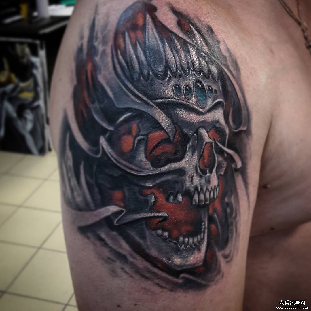 男士大臂欧美写实骷髅火焰纹身图案