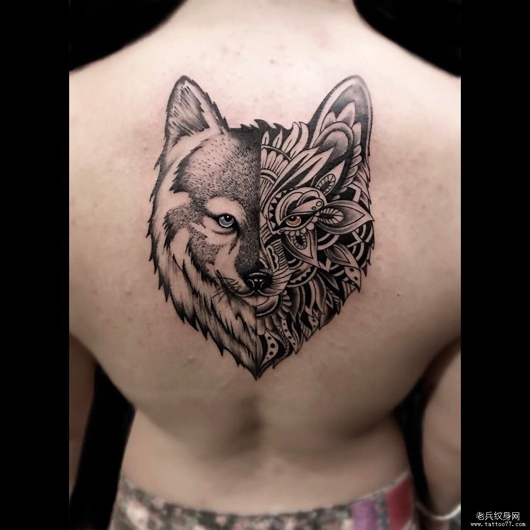 背部图腾狼头个性纹身图案