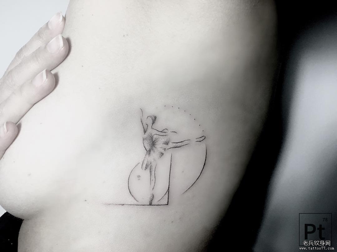 侧肋小清新点刺舞女纹身图案