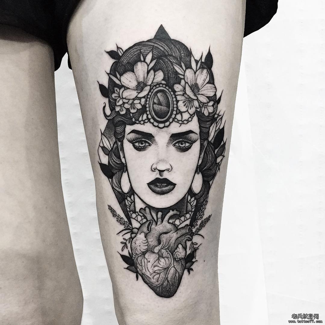 大腿性感欧美school女郎心脏纹身图案