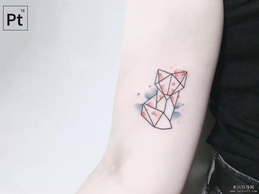 大腿几何简约狐狸小清新线条纹身图案