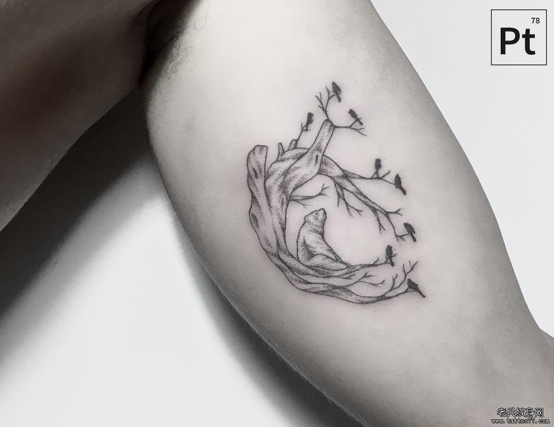 大臂树点刺纹身图案