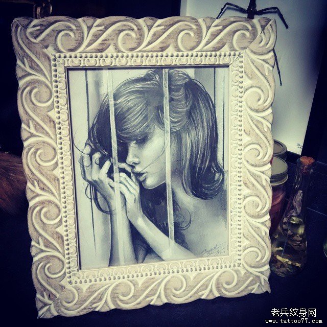 欧美黑灰女生肖像school纹身图案手稿