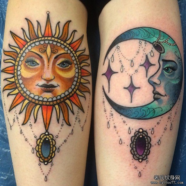 小腿太阳月亮珠宝纹身图案