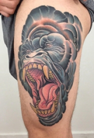 大猩猩纹身  女生大腿上创意的大猩猩纹身图片