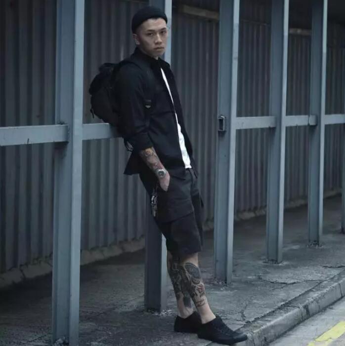 选个好看的腿部刺青 怎么搭都帅气满分