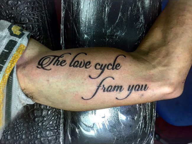 花体英文纹身 多款素描纹身黑色花体英文纹身图案