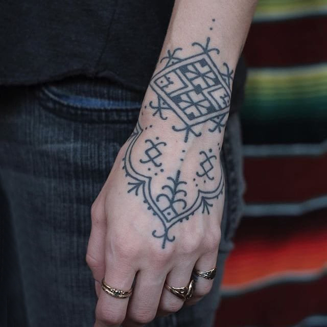 纹身几何 多款简单线条纹身素描几何纹身图案