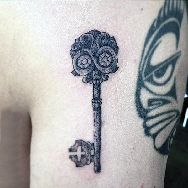 钥匙纹身图案 多款简单线条纹身黑色钥匙纹身图案