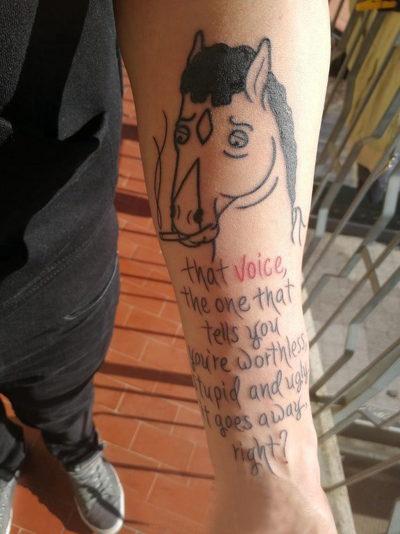 马的纹身图案  男生手臂上马和英文纹身图片