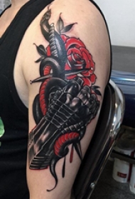 盔甲纹身图案 多款简单线条纹身素描盔甲纹身图案