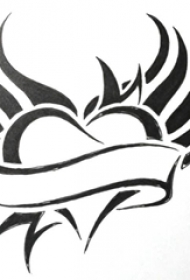 心形纹身手稿 简单线条纹身黑色心形纹身手稿