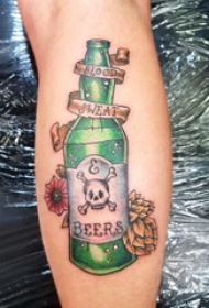 骷髅小腿纹身 女生小腿上彩色的骷髅纹身图片