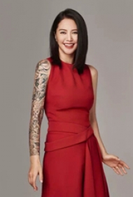 谭维维花臂纹身图案  谭维维手臂上莲花和动物纹身图片