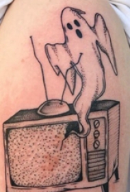 幽灵纹身图案 男生大臂上幽灵纹身图片