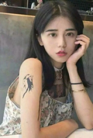 有一种性感叫别人家的tattoo girl