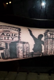 建筑物纹身  女生手臂上建筑物和人物纹身图片