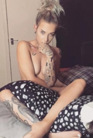 漂亮的性感美女纹身图案