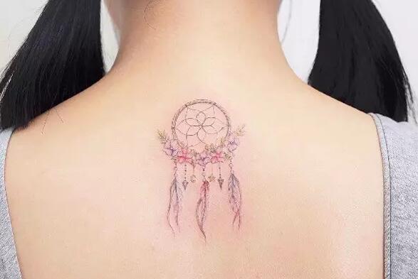 个性时尚的捕梦网纹身图案