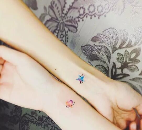 多款小情侣之间的小清新的纹身