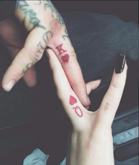 情侣纹身   格外充满爱意的情侣纹身图案