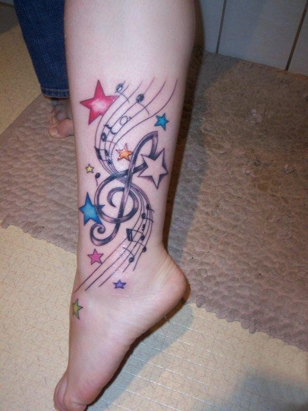 纹身腿上图案 性感的腿部纹身图案