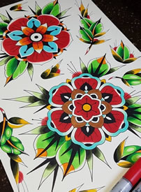 艳丽花朵+绿叶纹身手稿