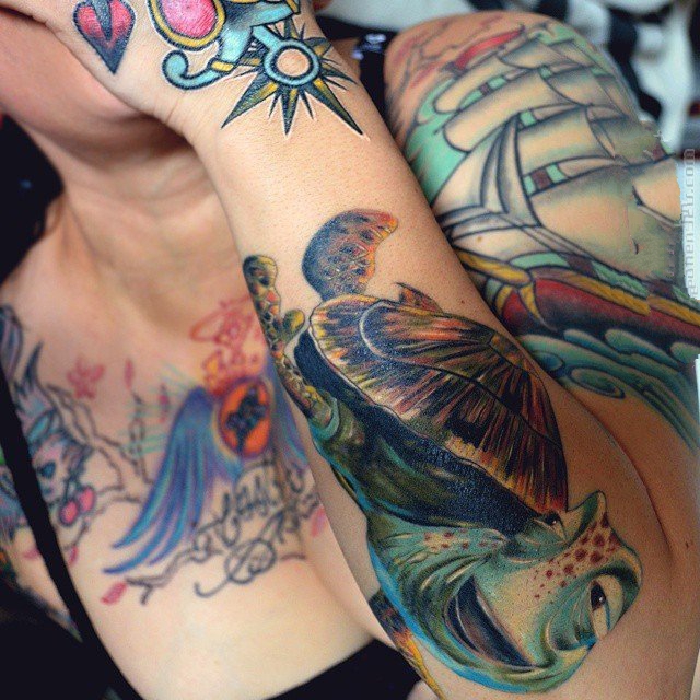 形象生动的龟纹身图案